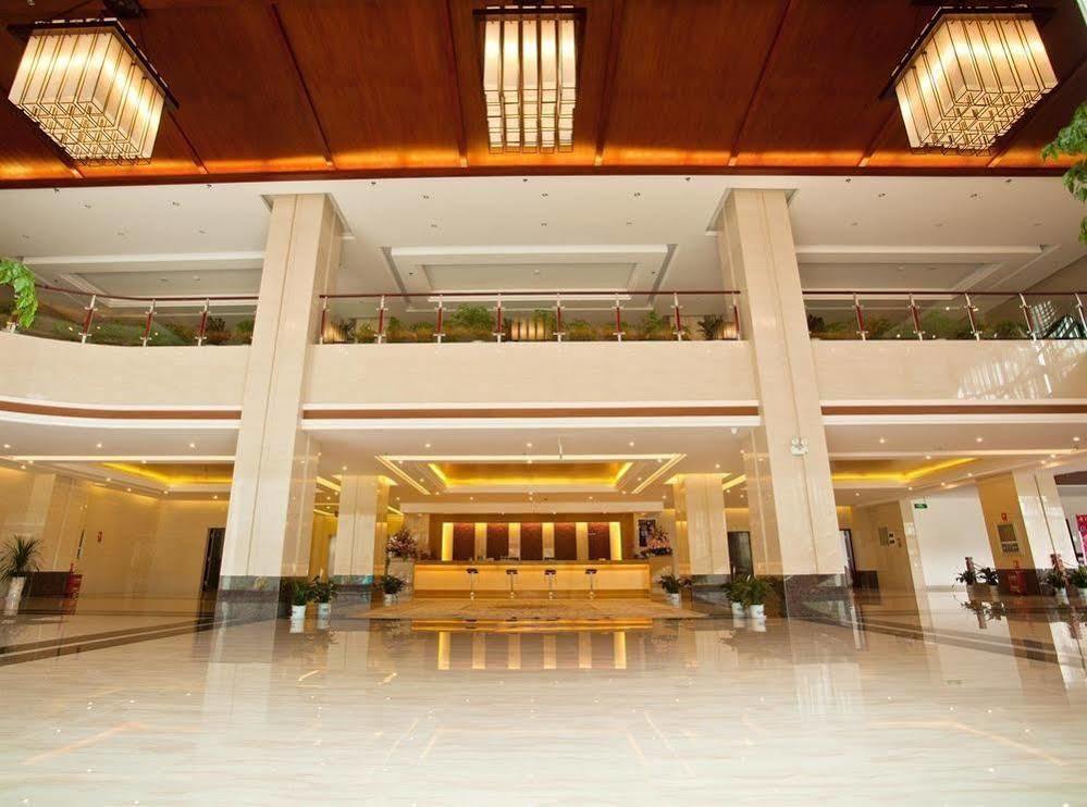 Gushen Hotel Mile Branch Honghe Екстериор снимка