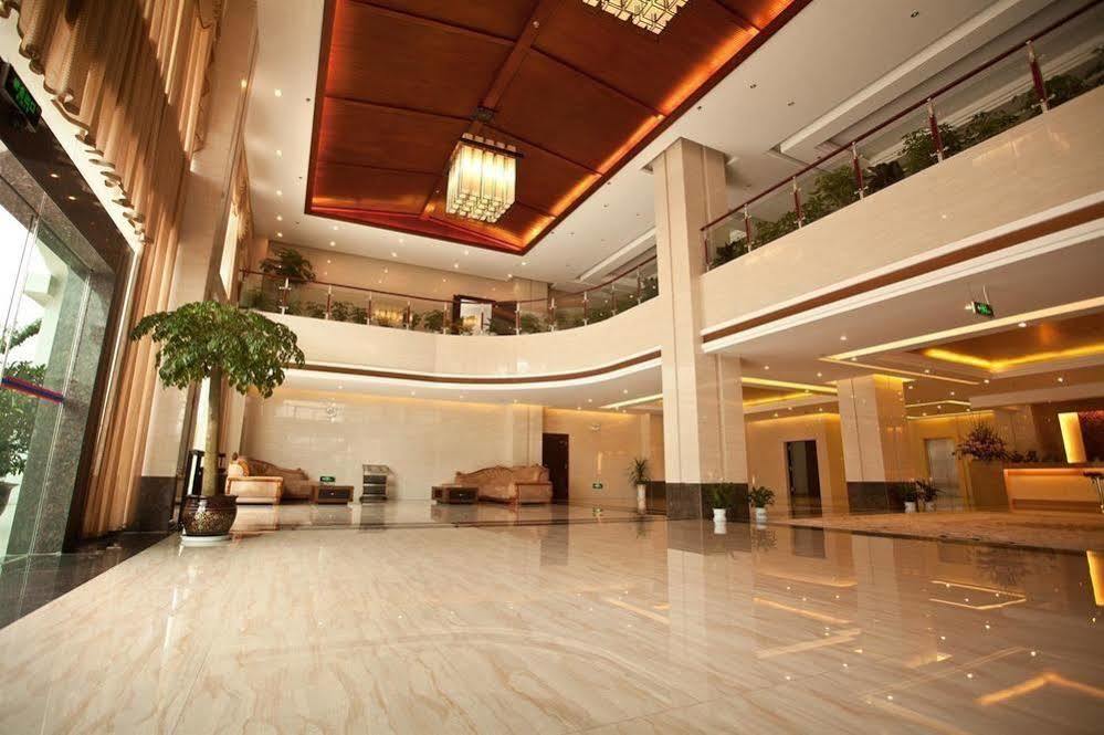 Gushen Hotel Mile Branch Honghe Екстериор снимка