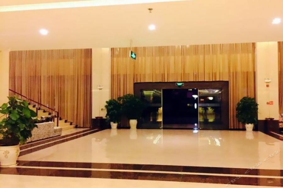 Gushen Hotel Mile Branch Honghe Екстериор снимка