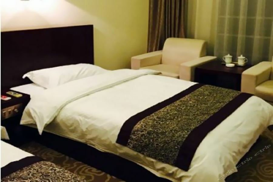 Gushen Hotel Mile Branch Honghe Екстериор снимка