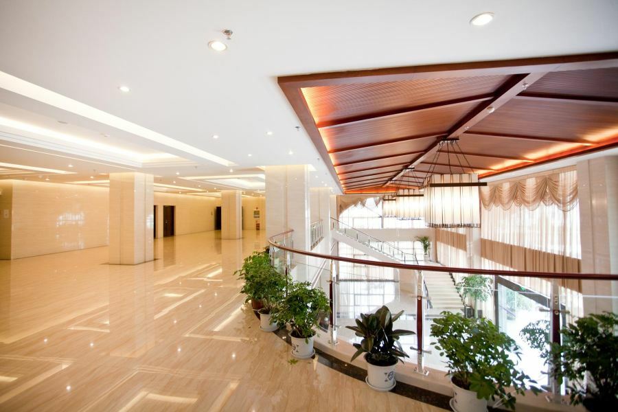 Gushen Hotel Mile Branch Honghe Екстериор снимка